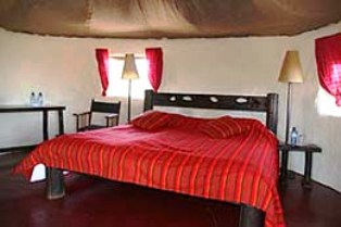 Mara Siria Camp in Masai Mara Game Reserve Kenya 